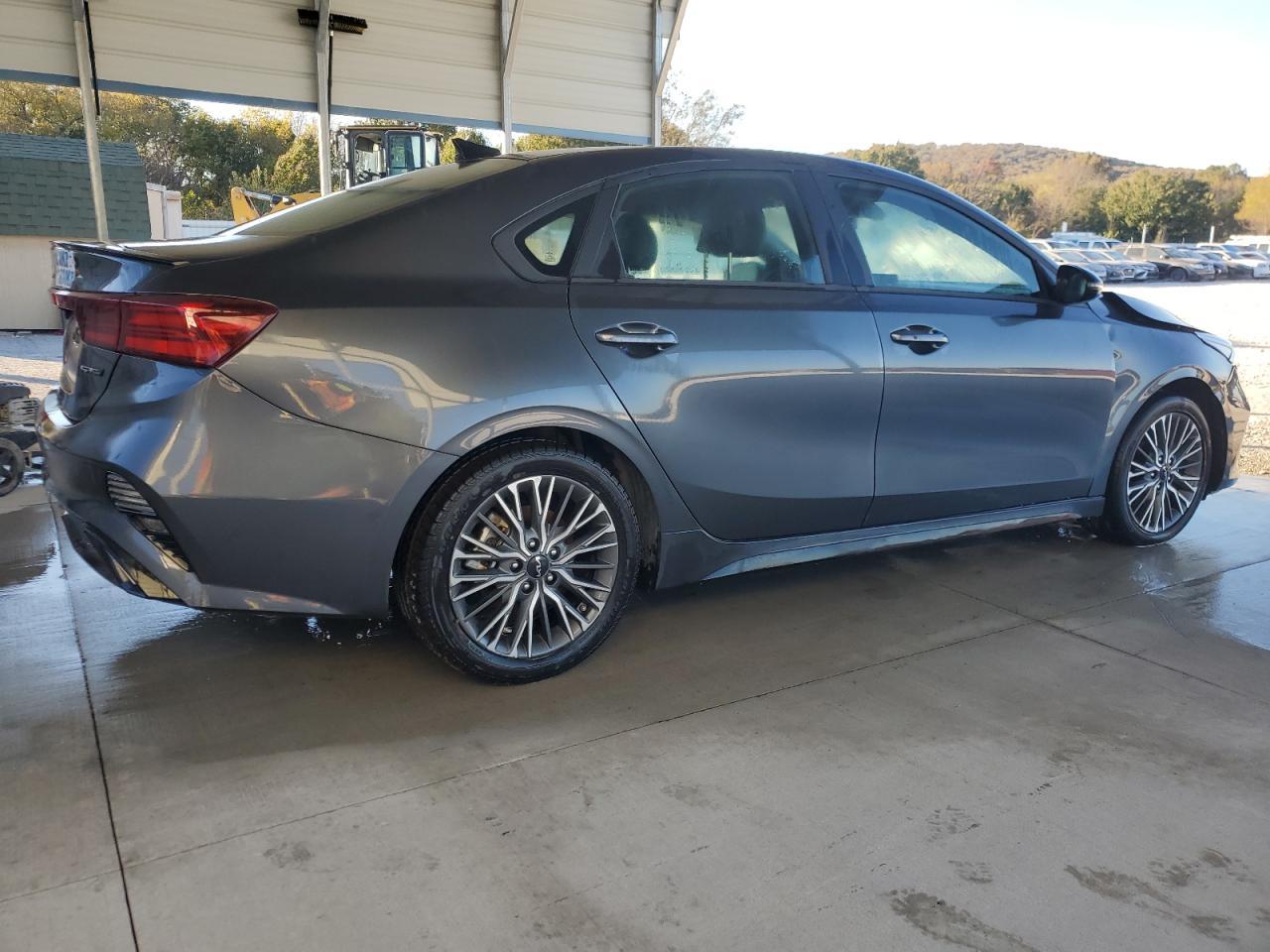 2024 Kia Forte Gt Line - Фото 3