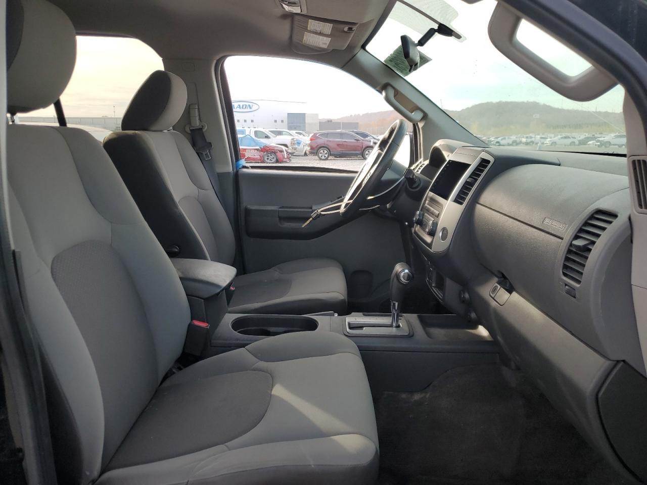 2013 Nissan Xterra X - Фото 7