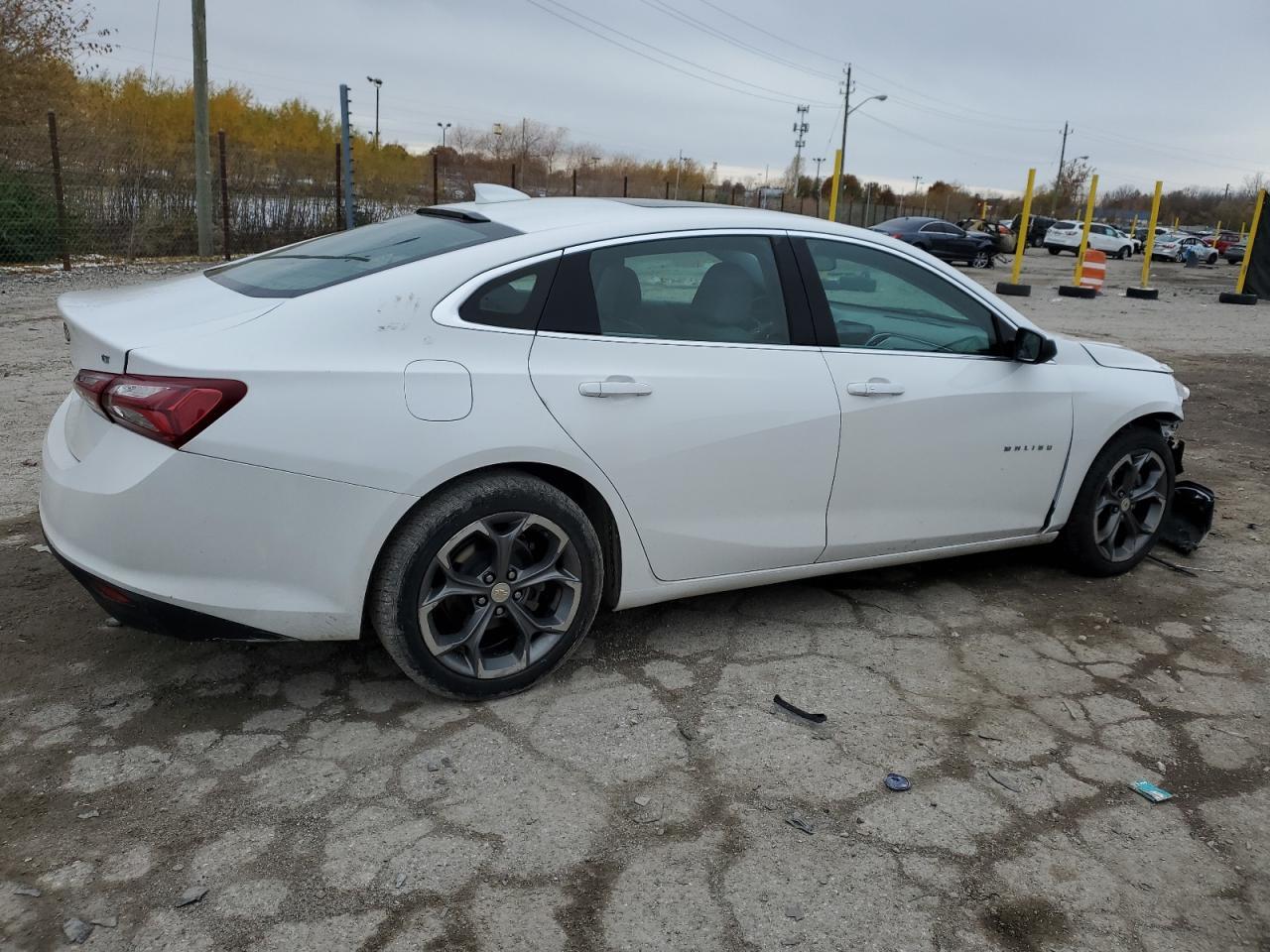 2020 Chevrolet Malibu Lt - Фото 3