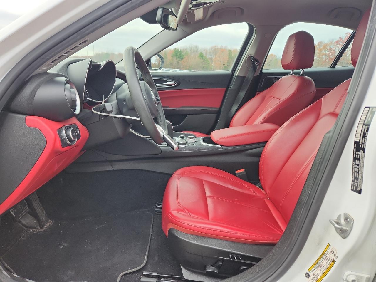 2021 Alfa Romeo Giulia Sport - Фото 7