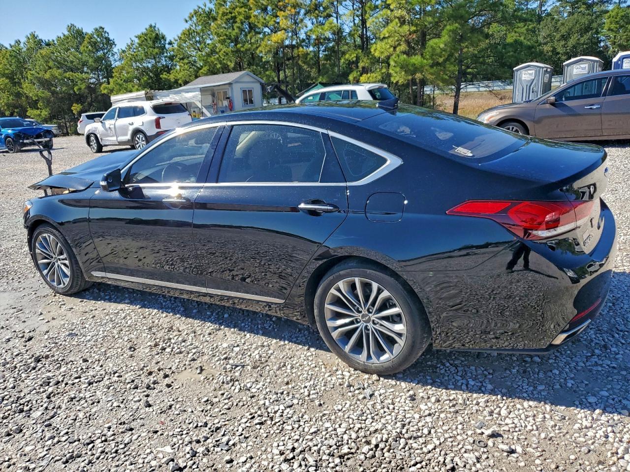 2015 Hyundai Genesis 3.8L - Фото 2