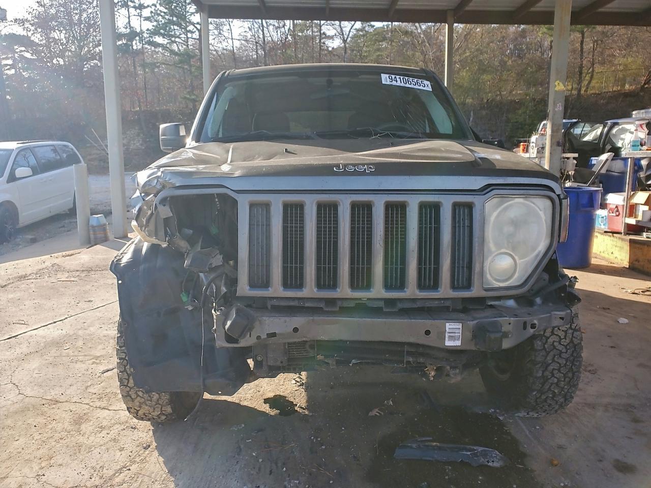2012 Jeep Liberty Sport - Image 5