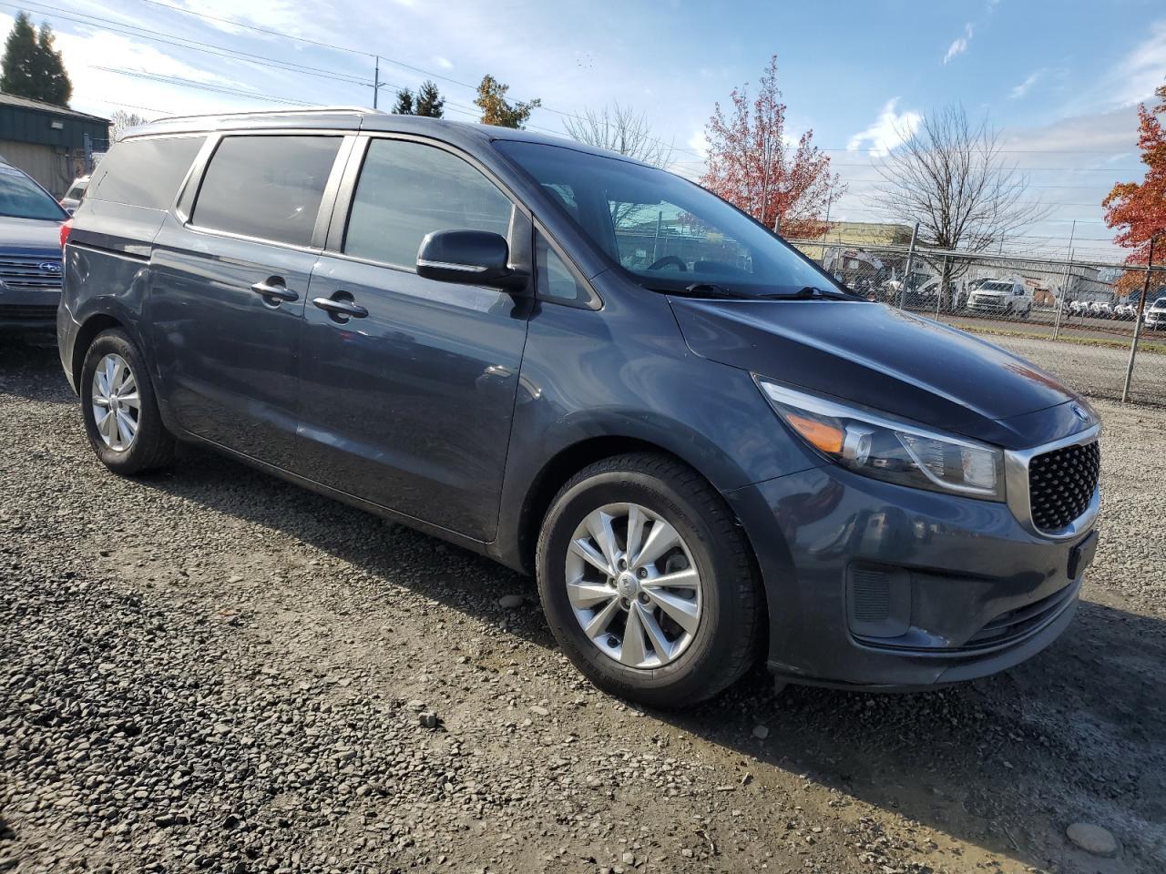 2016 Kia Sedona Lx - Фото 4