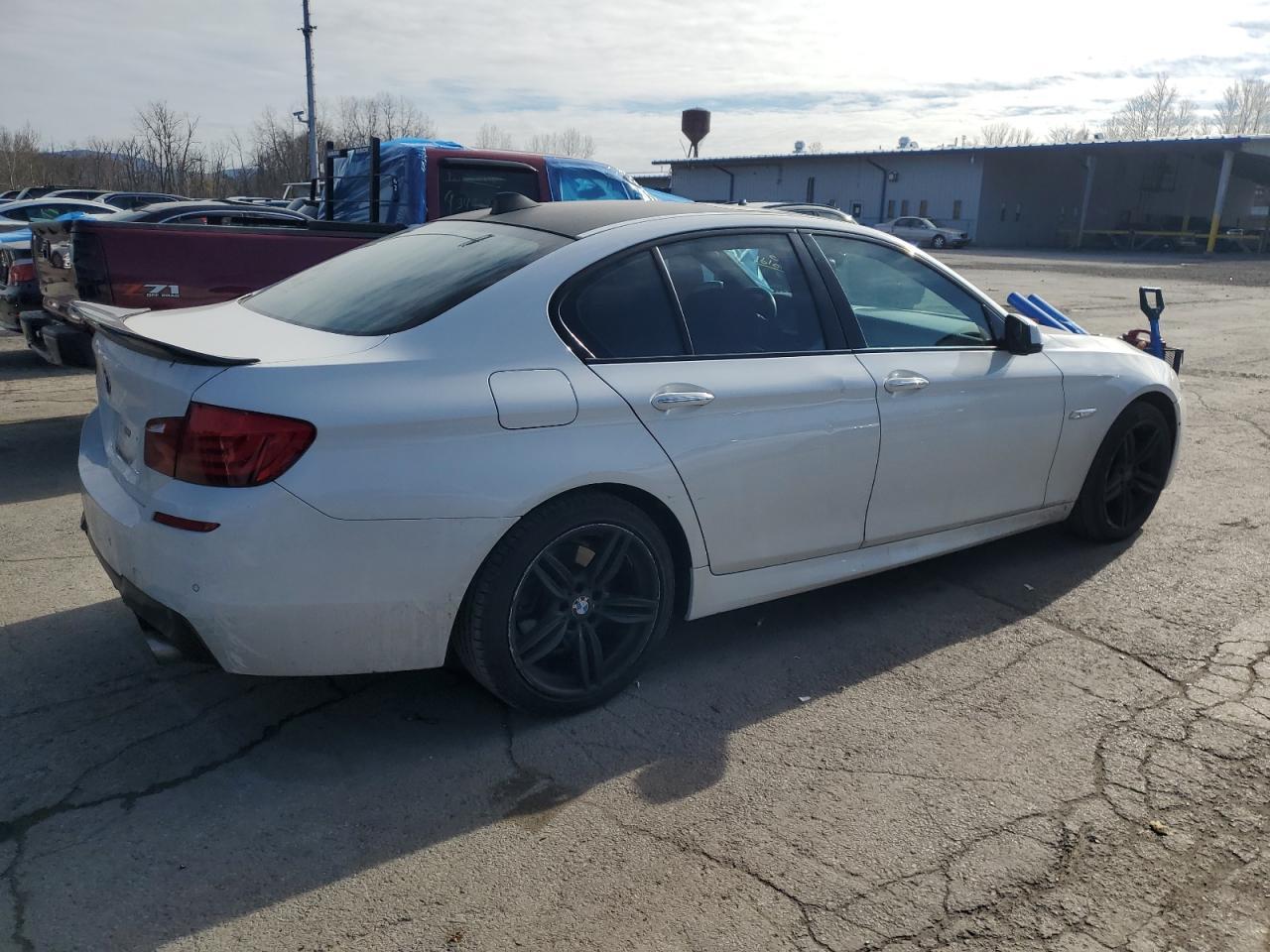 2013 BMW 535 Xi - Фото 3