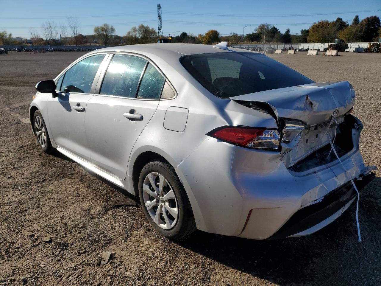 2022 Toyota Corolla Le - Image 2
