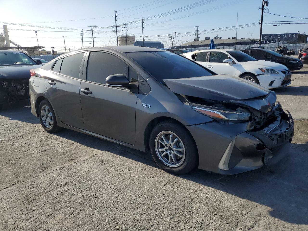 2022 Toyota Prius Prime Le - Фото 4