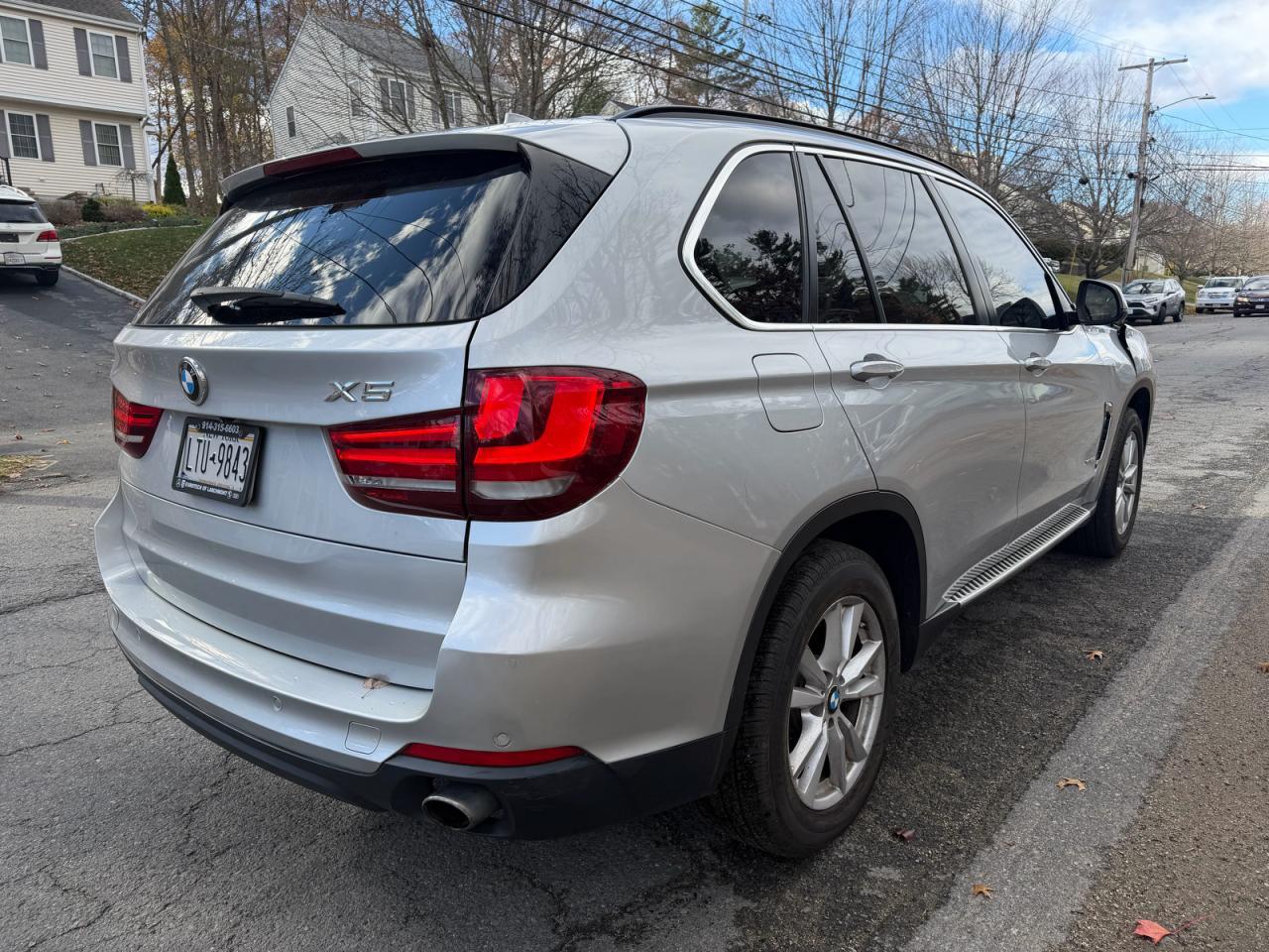 2015 BMW X5 xDrive35I - Фото 3
