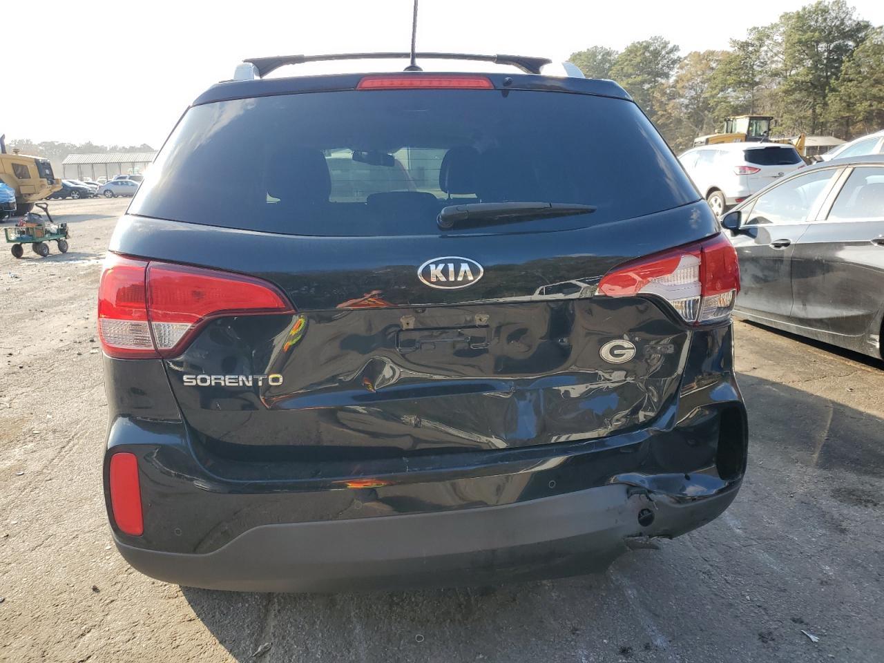 2014 Kia Sorento Lx - Image 6