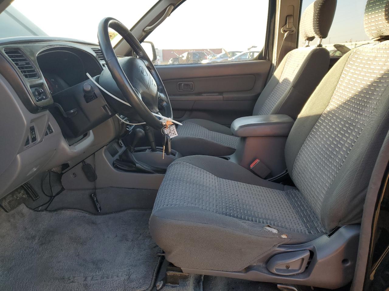 2000 Nissan Xterra Xe - Image 7