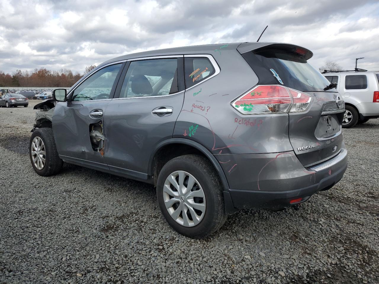 2015 Nissan Rogue S - Фото 2
