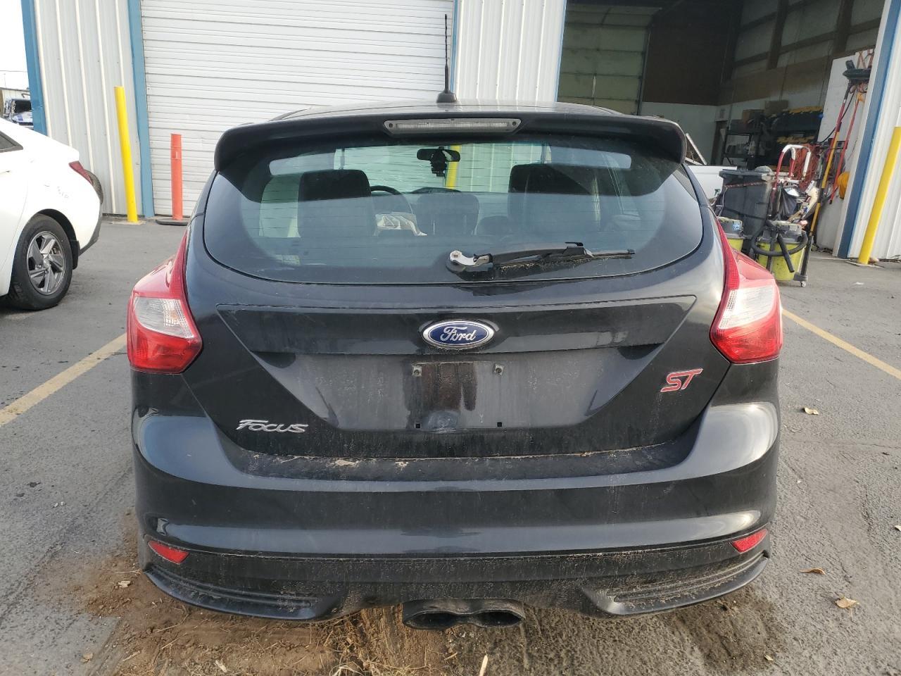 2013 Ford Focus St - Фото 6