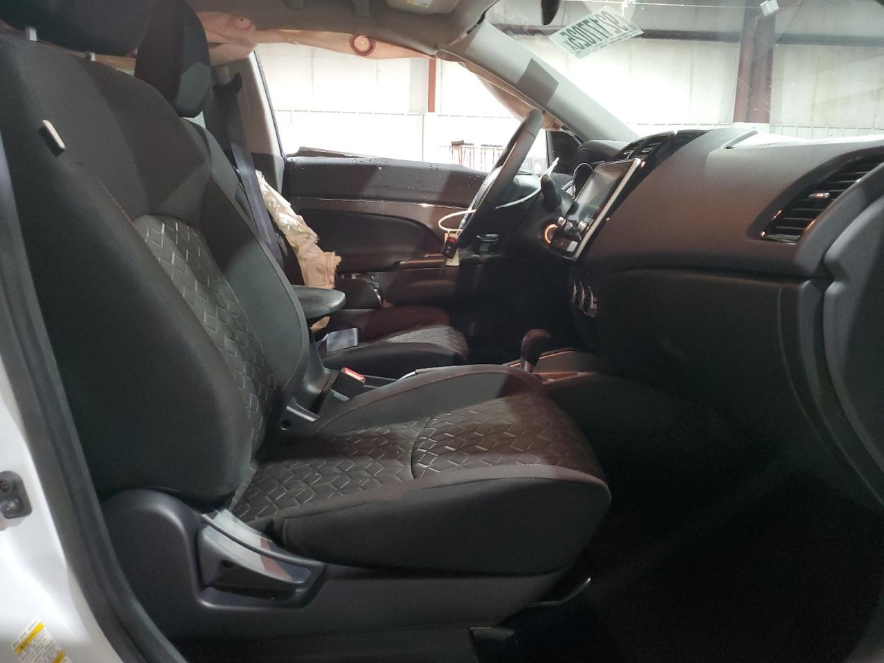 2025 Mitsubishi Outlander Sport S - Фото 7