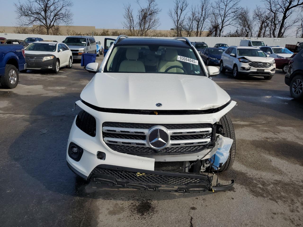 2023 Mercedes-Benz Glb 250 - Image 5