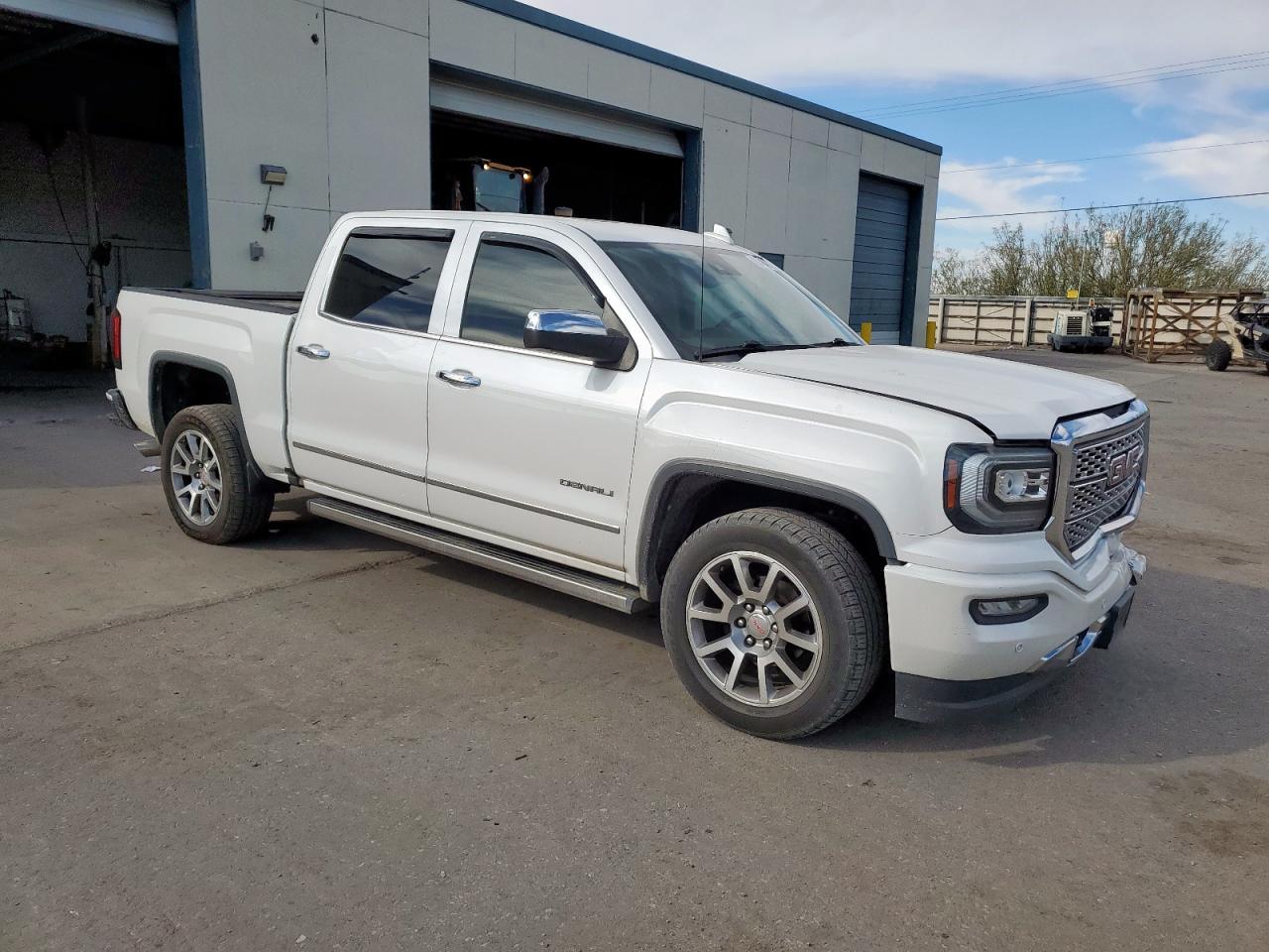 2018 GMC Sierra C1500 Denali - Image 4