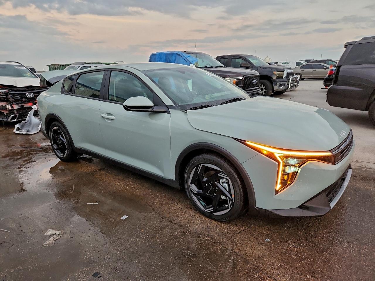 2025 Kia K4 Ex - Фото 4