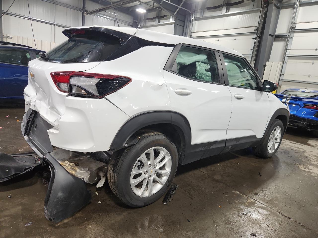 2024 Chevrolet Trailblazer Ls - Image 3