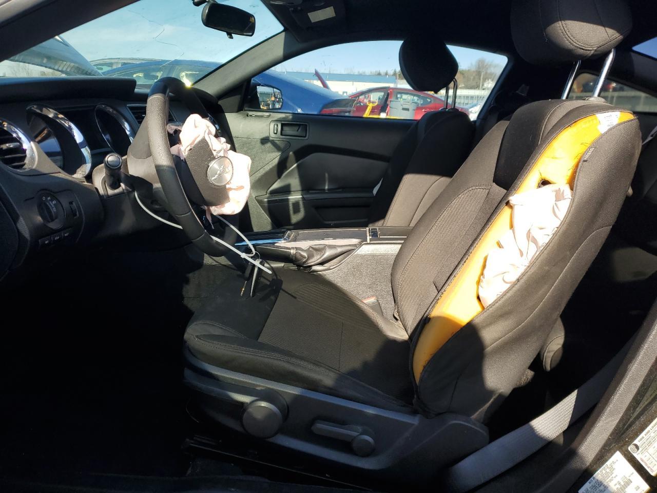 2012 Ford Mustang - Фото 7