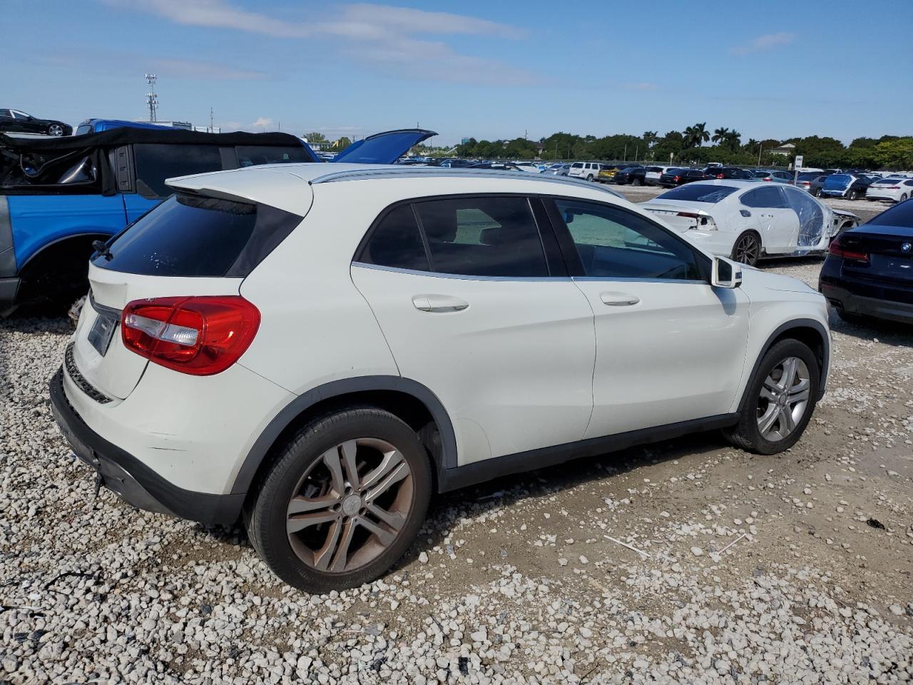 2017 Mercedes-Benz Gla 250 - Фото 3