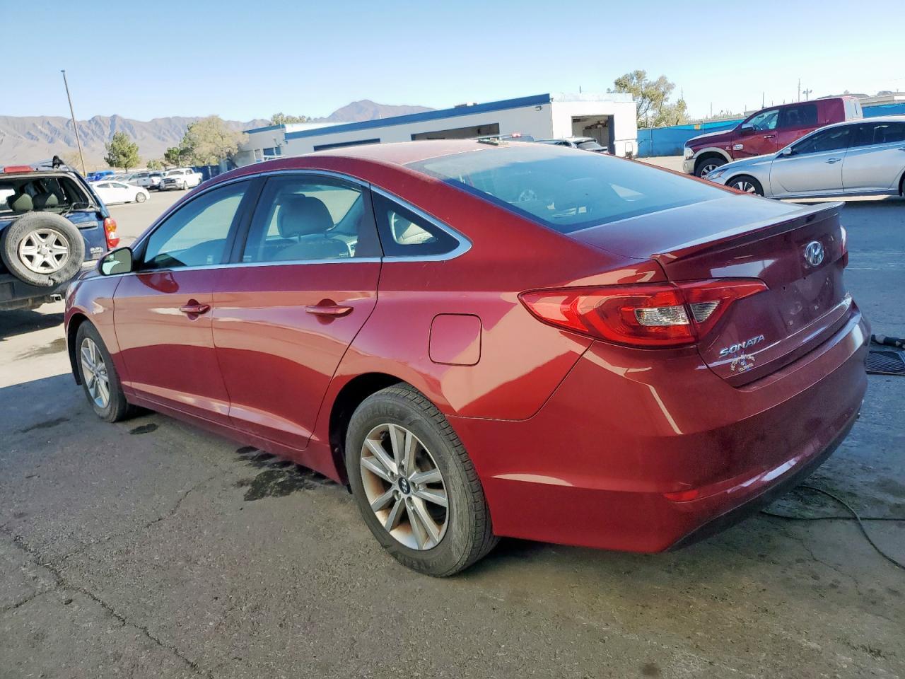 2015 Hyundai Sonata Se - Image 2
