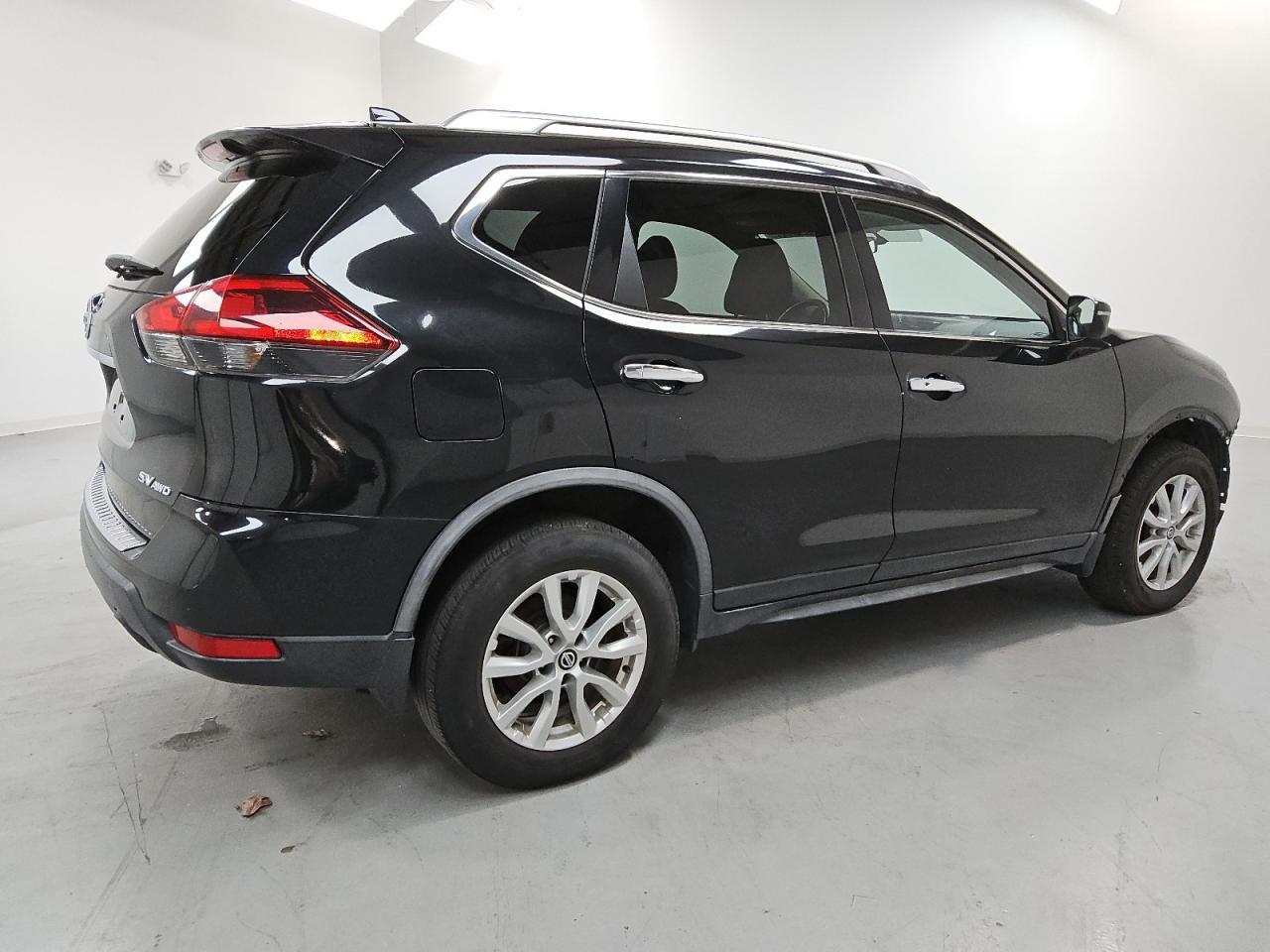 2018 Nissan Rogue S - Фото 3