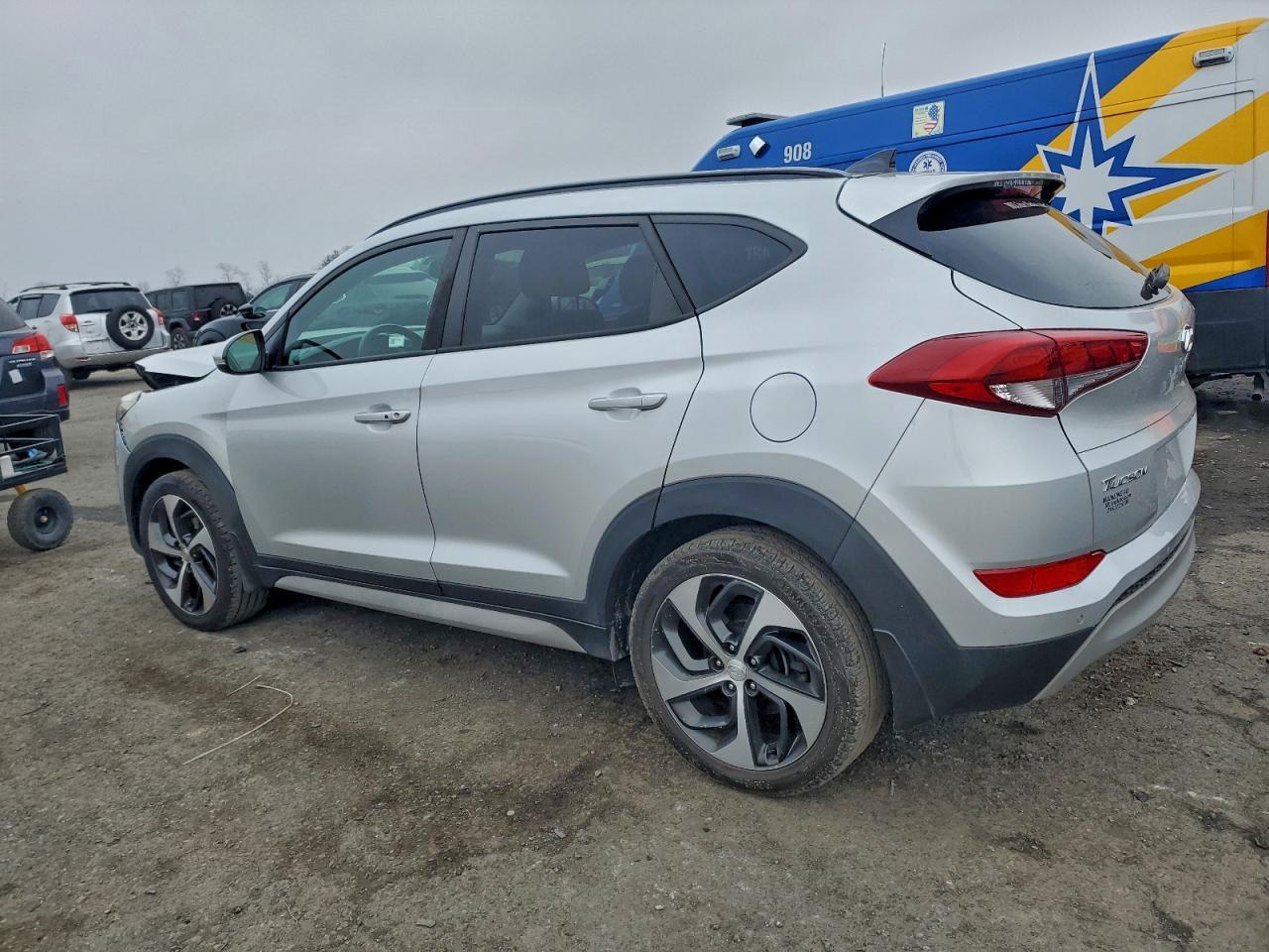 2018 Hyundai Tucson Value - Image 2