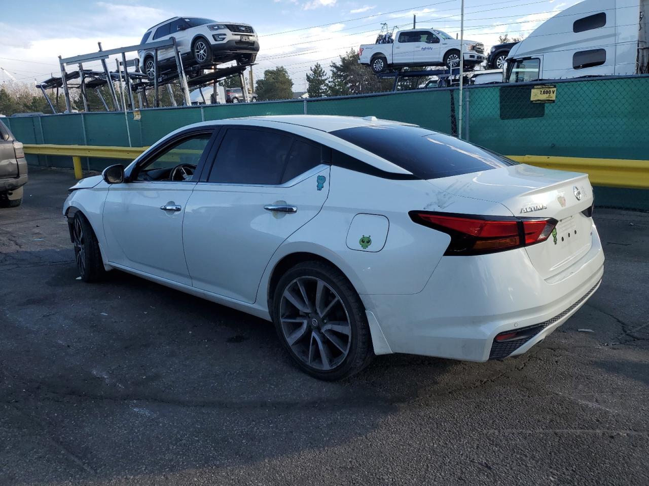 2020 Nissan Altima Platinum - Фото 2