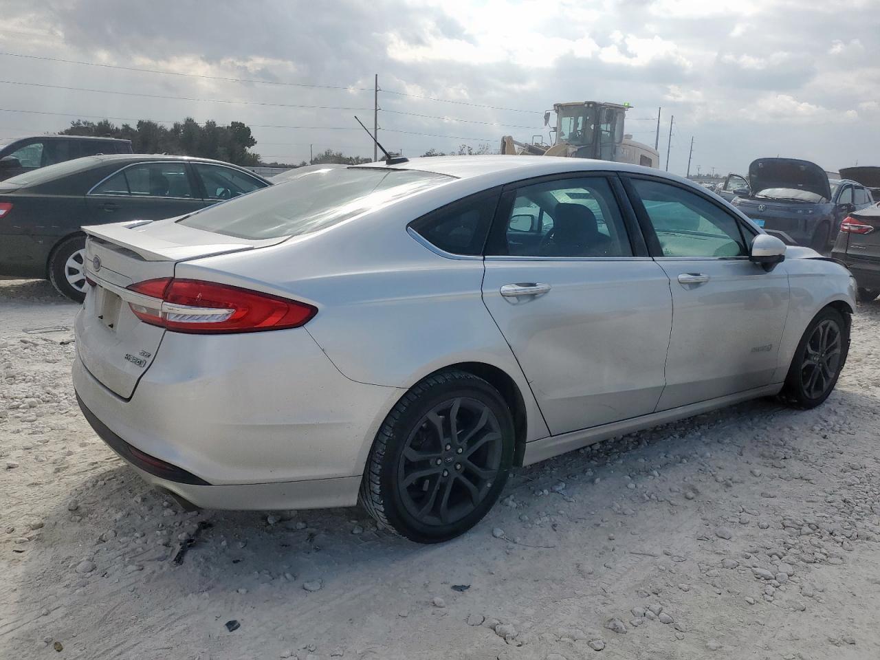 2018 Ford Fusion Se Hybrid - Image 3