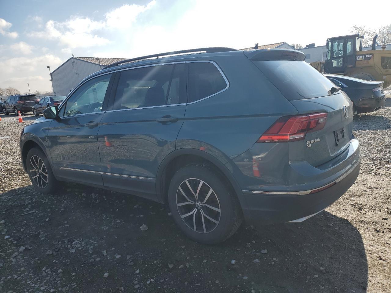2021 Volkswagen Tiguan Se - Фото 2