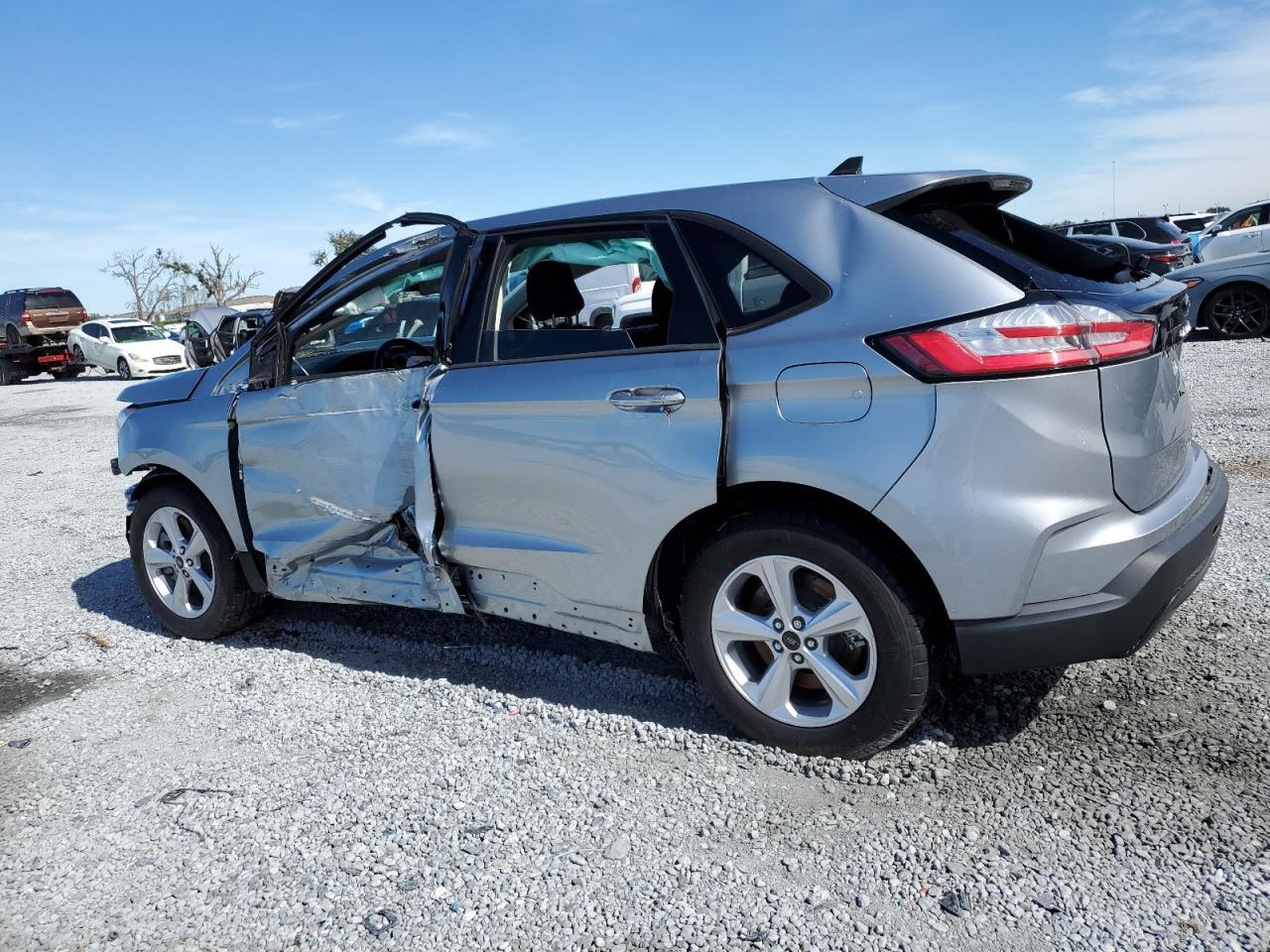 2024 Ford Edge Se - Фото 2