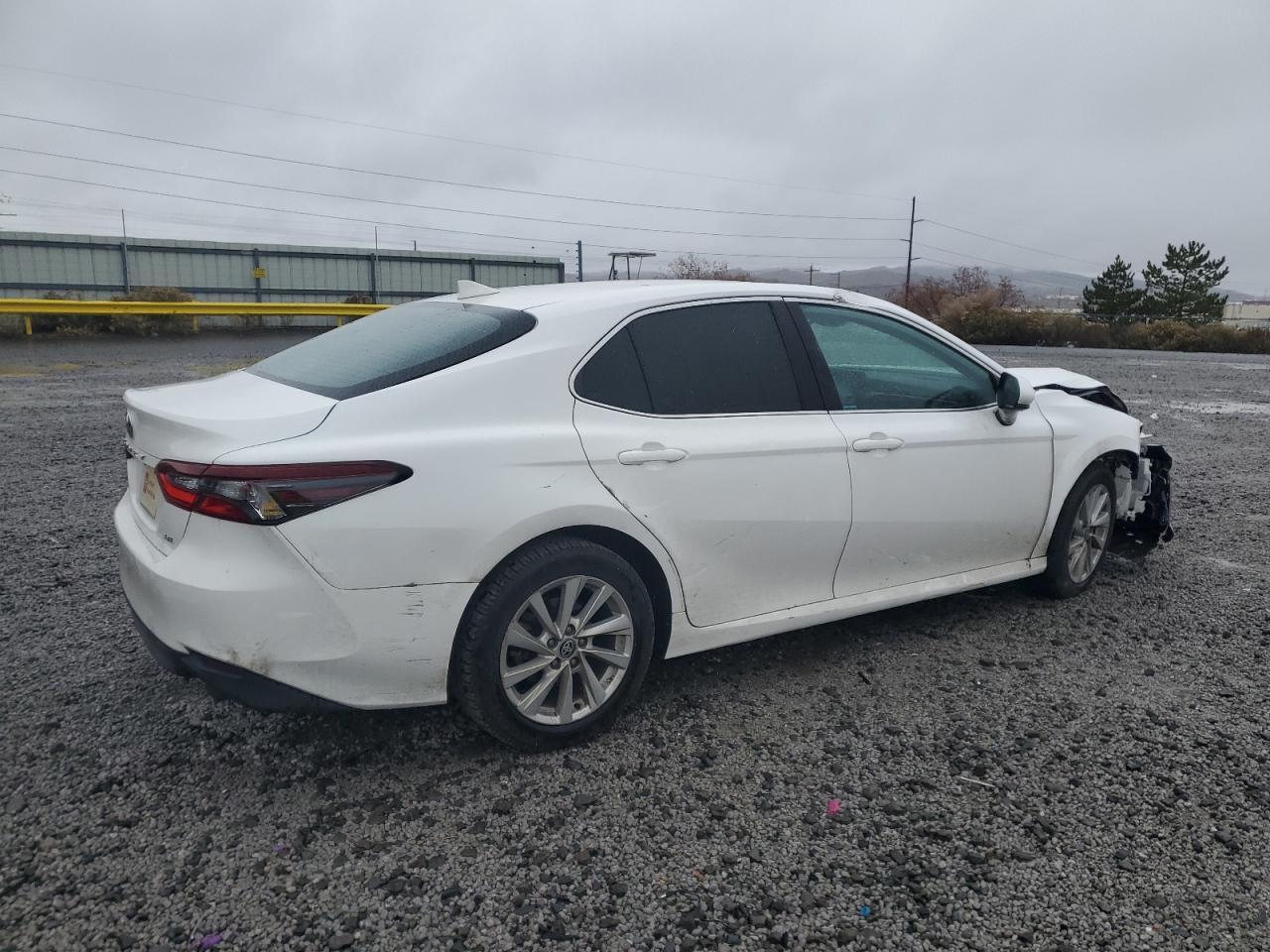 2021 Toyota Camry Le - Image 3