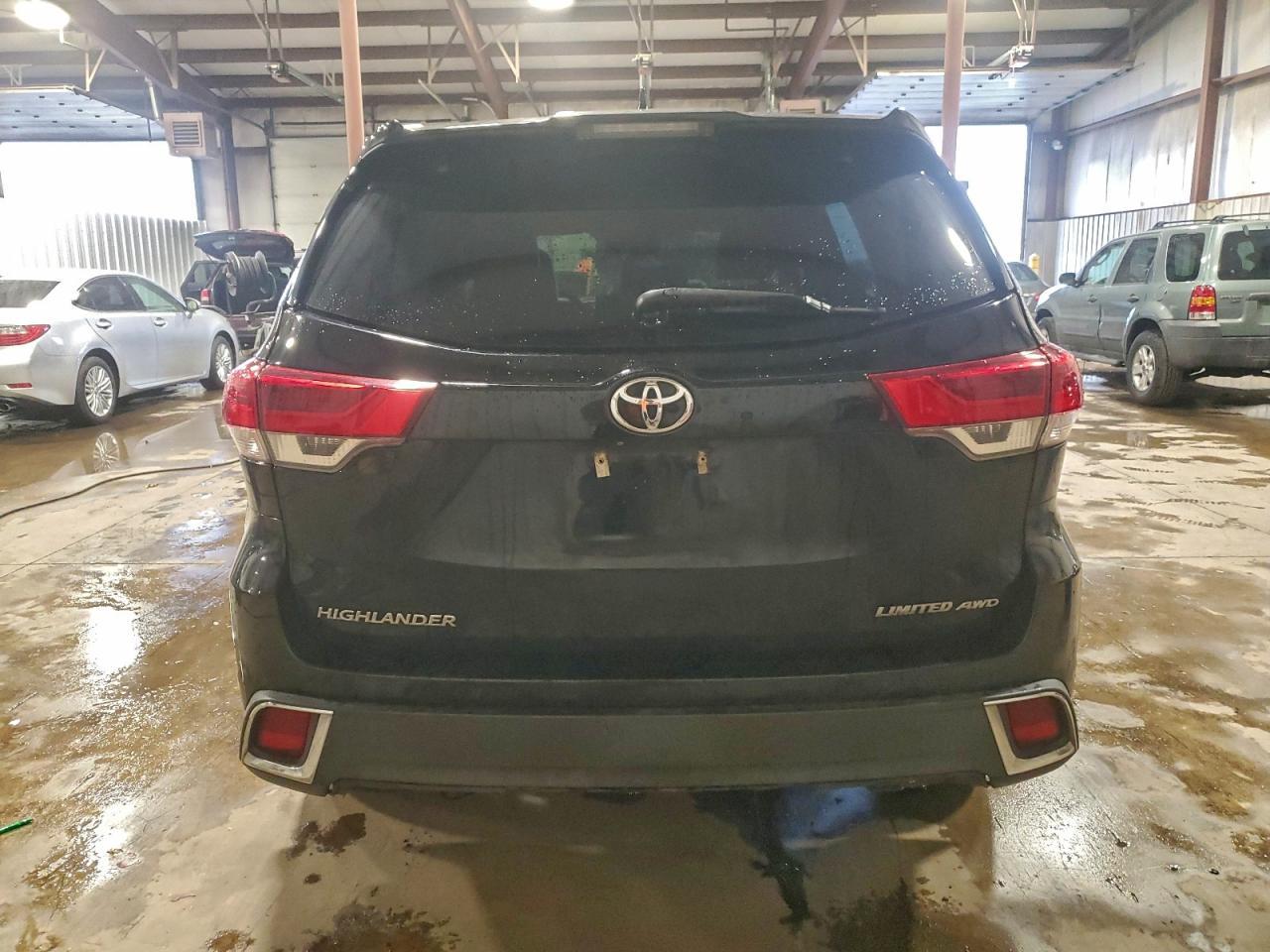 2019 Toyota Highlander Limited - Фото 6