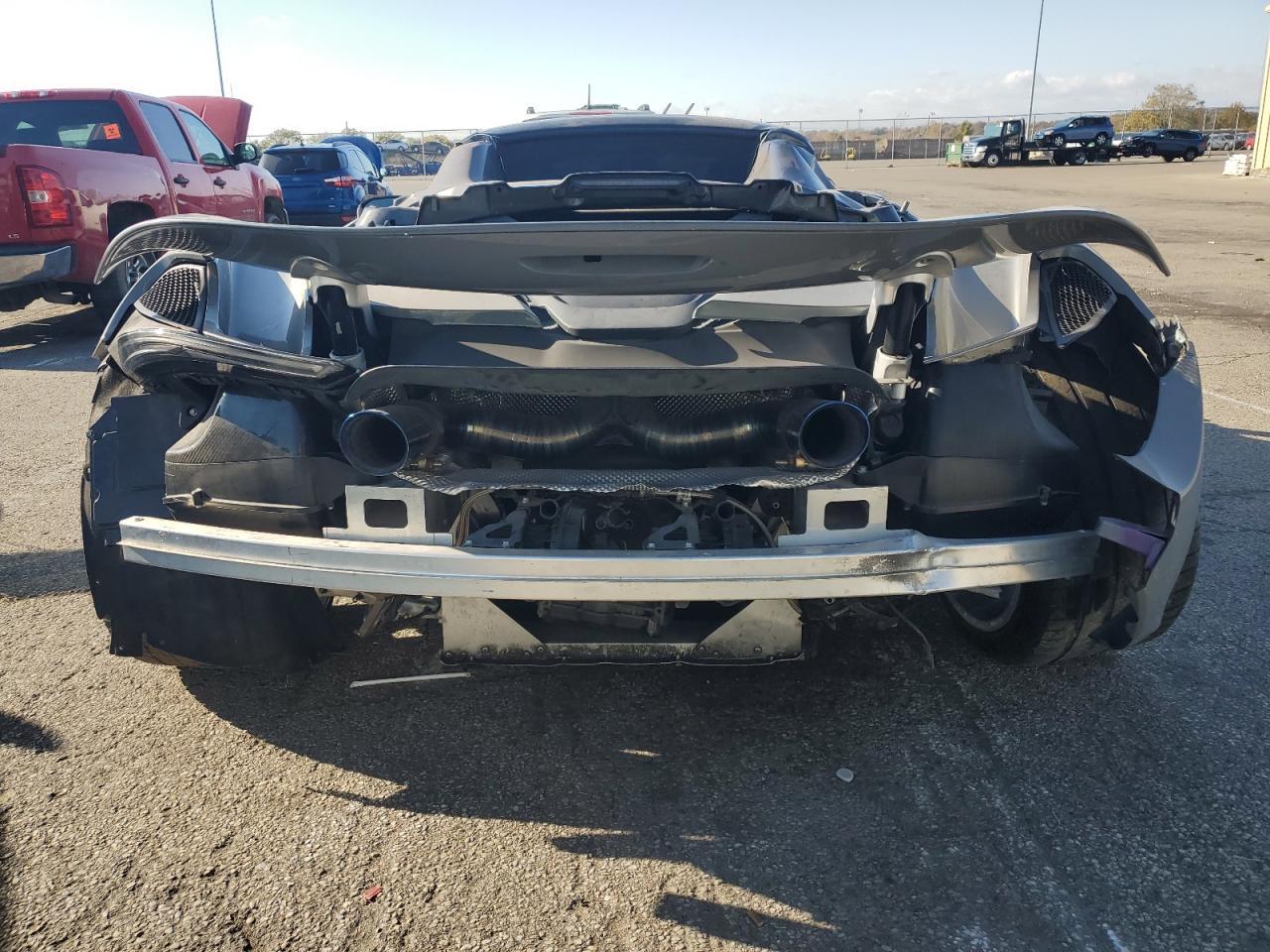 2022 Mclaren Automotive 720S - Фото 6