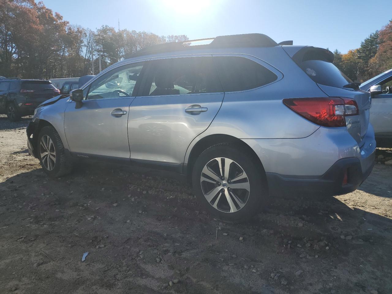 2019 Subaru Outback 2.5I Limited - Фото 2