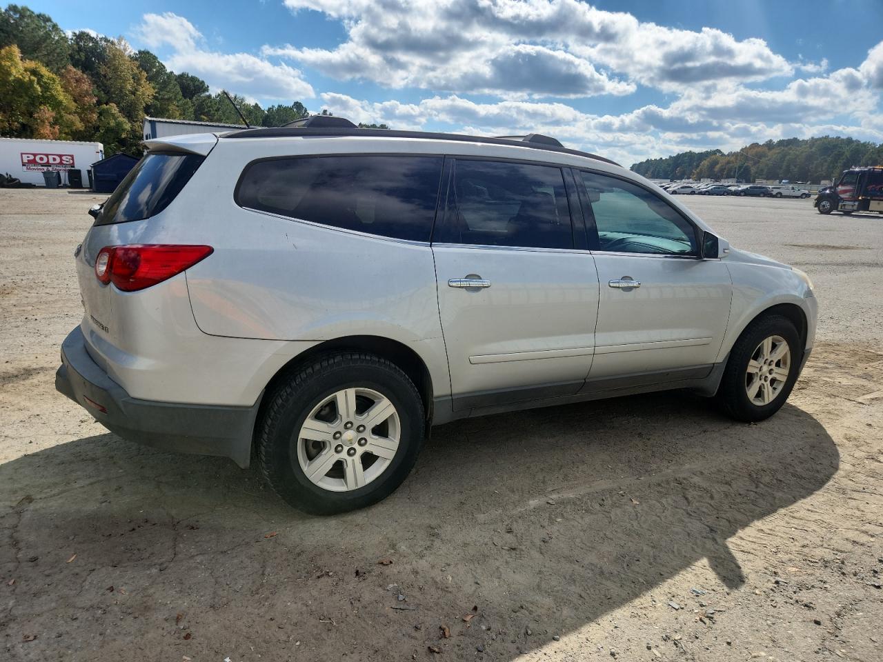 2011 Chevrolet Traverse Lt - Фото 3