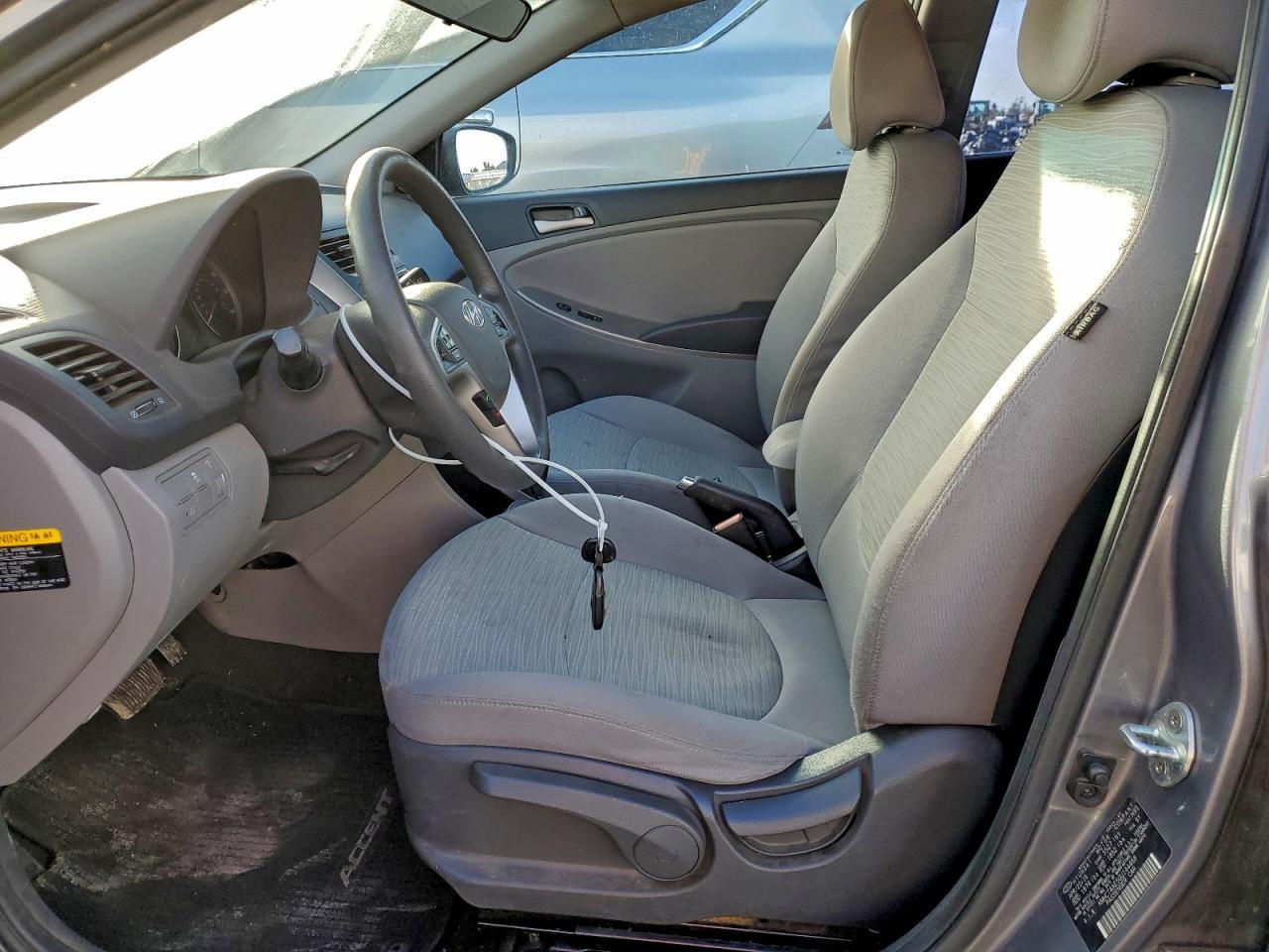 2016 Hyundai Accent Se - Image 7