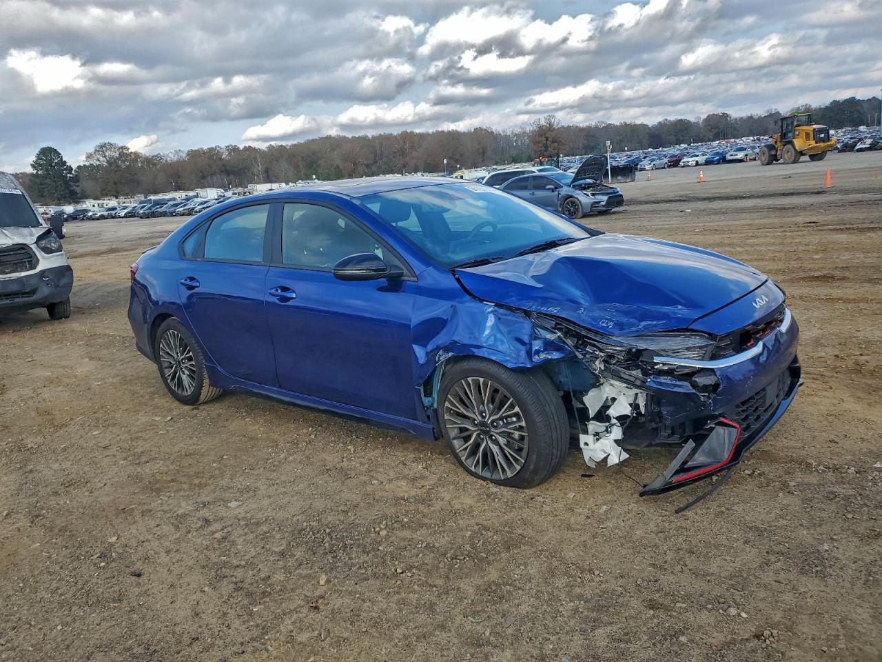 2024 Kia Forte Gt Line - Фото 4