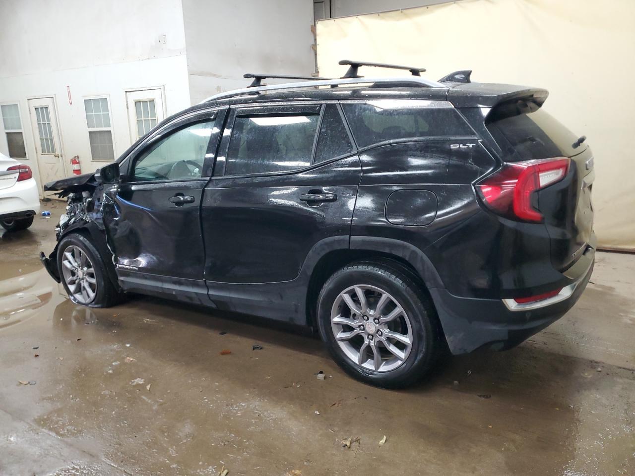 2022 GMC Terrain Slt - Фото 2