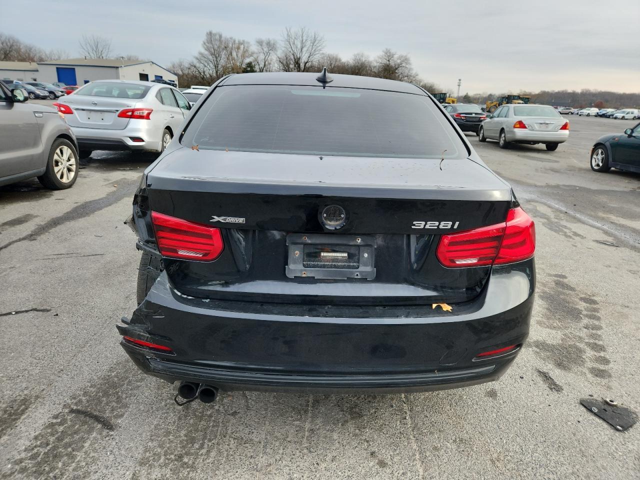 2016 BMW 328 Xi Sulev - Image 6