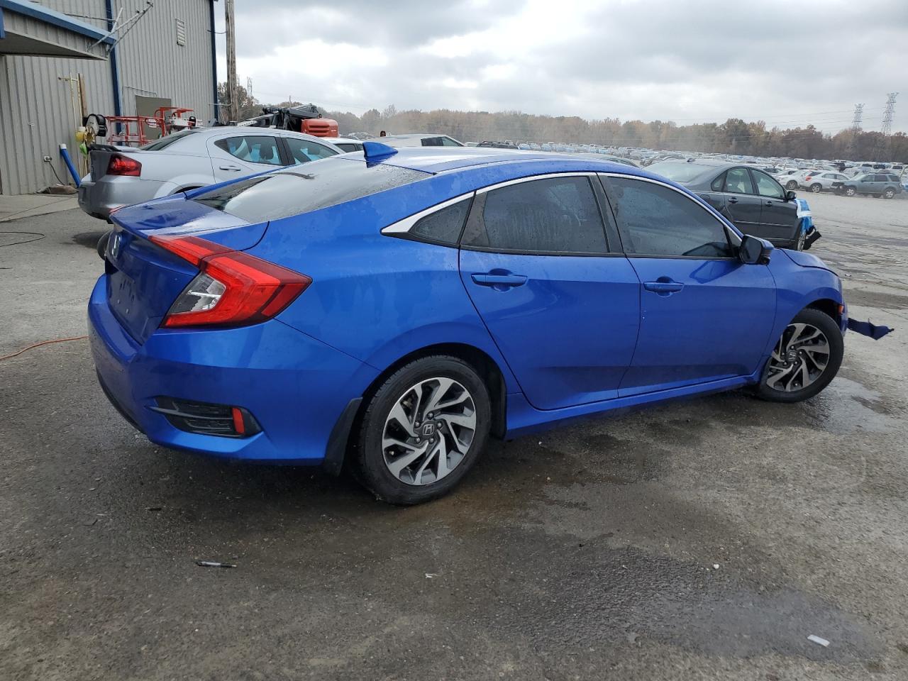 2018 Honda Civic Ex - Image 3