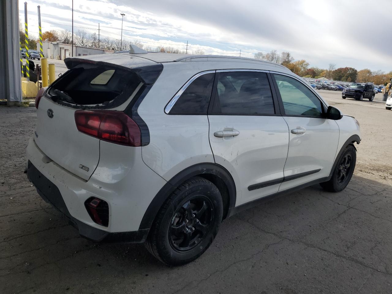 2020 Kia Niro Lx - Фото 3