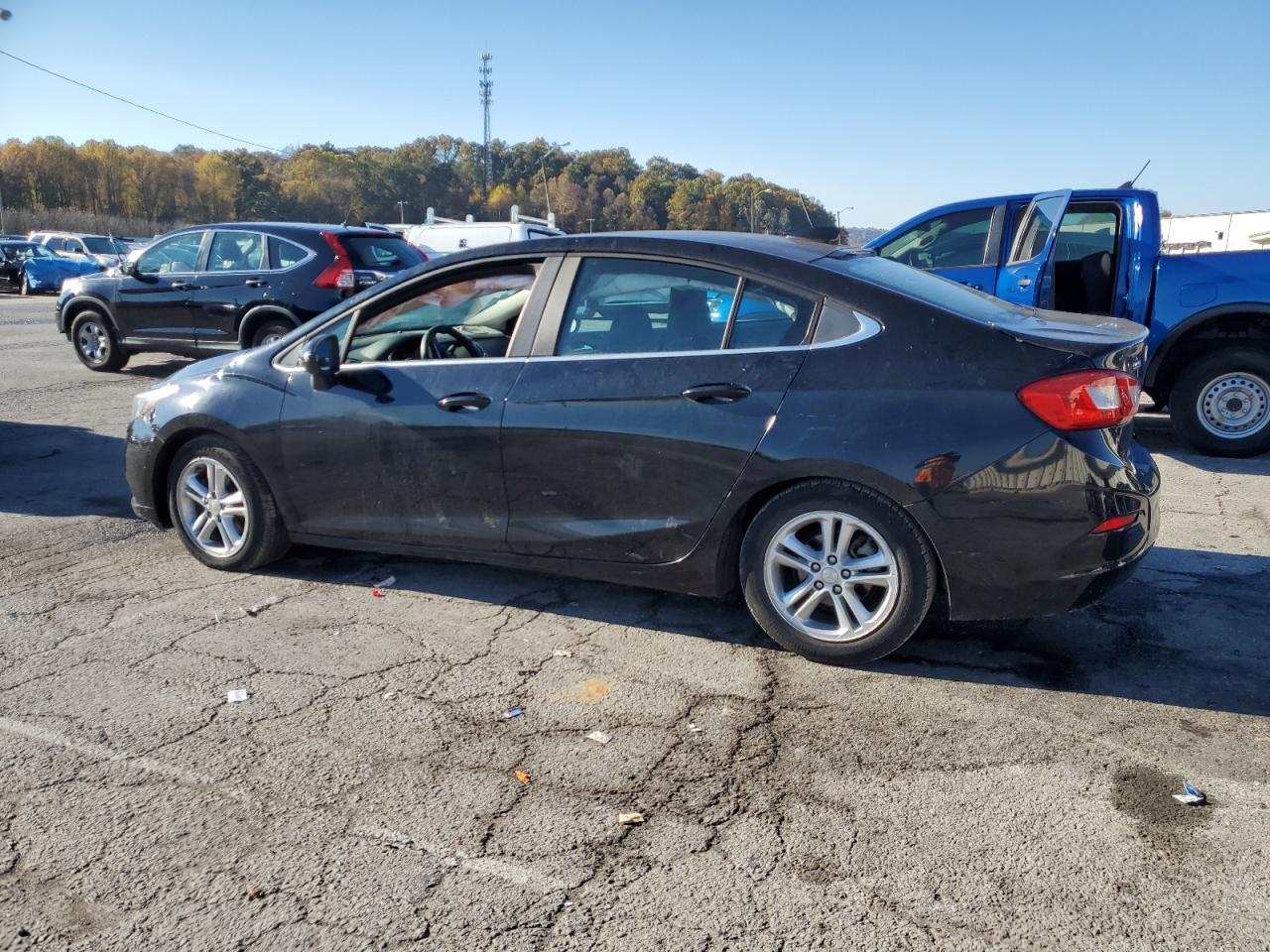 2017 Chevrolet Cruze Lt - Фото 2