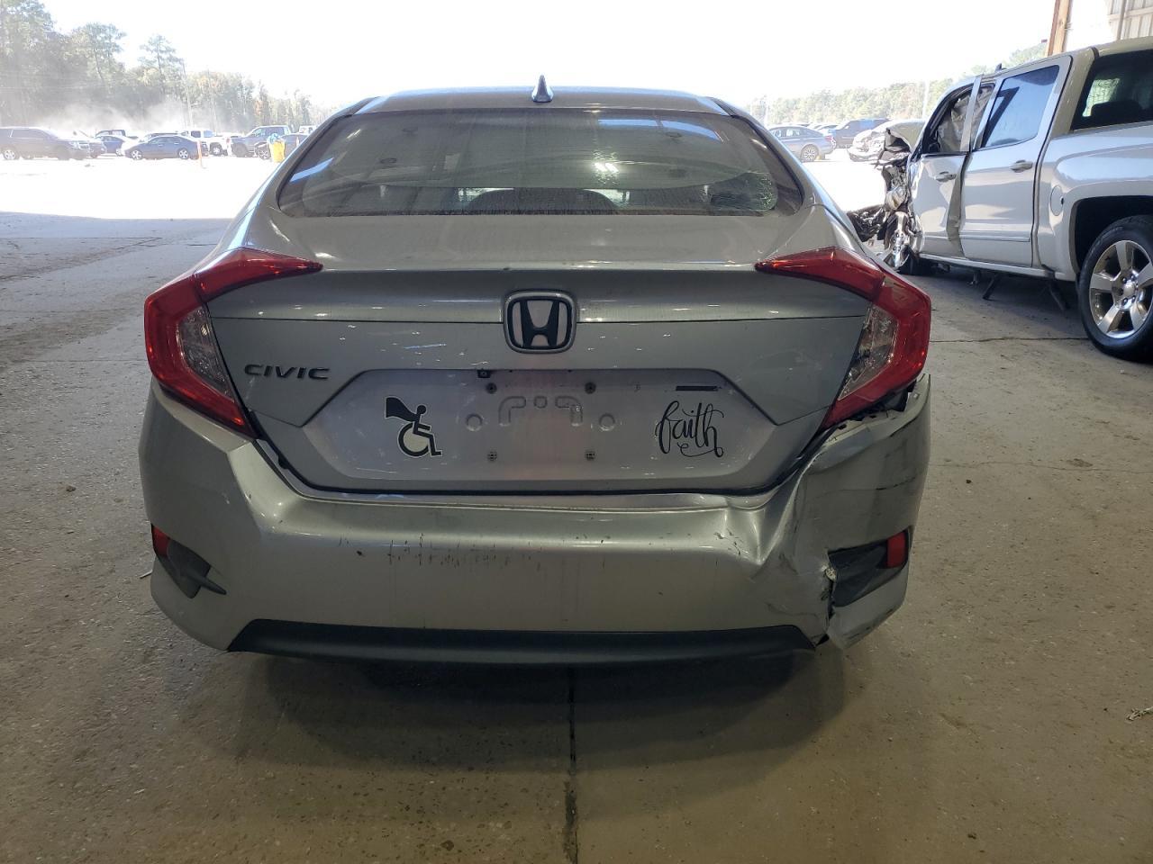 2017 Honda Civic Ex - Image 6