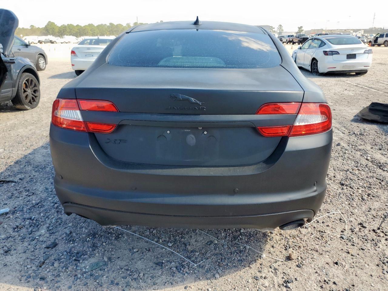 2014 Jaguar Xf - Фото 6