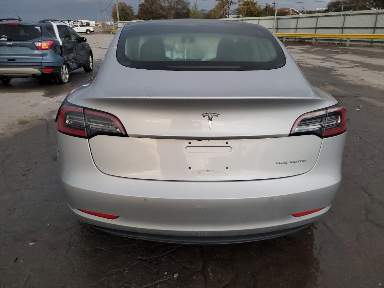 2018 Tesla Model 3 - Image 6