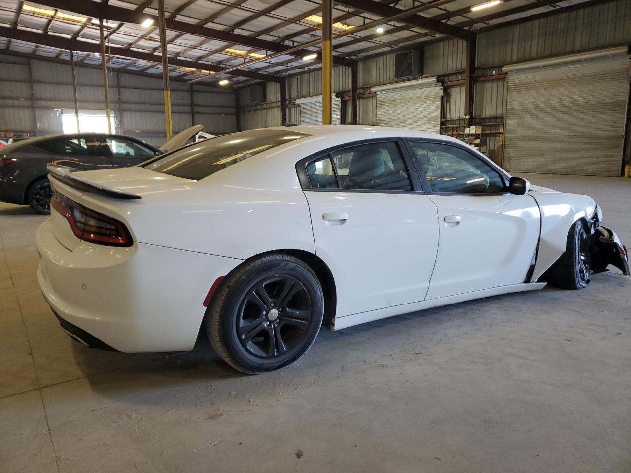 2019 Dodge Charger Sxt - Фото 3