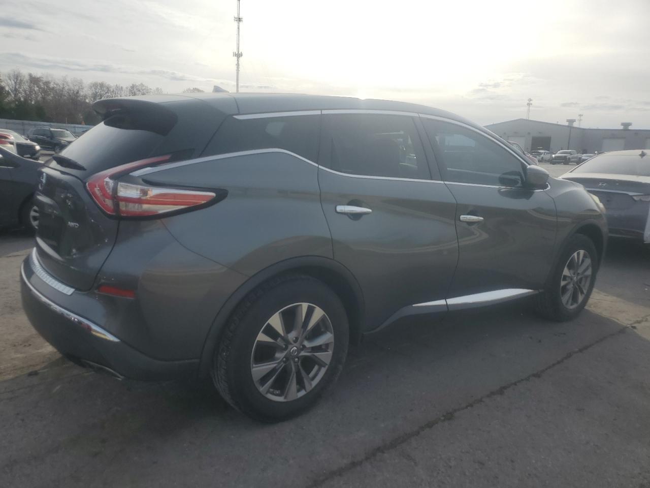 2016 Nissan Murano S - Фото 3