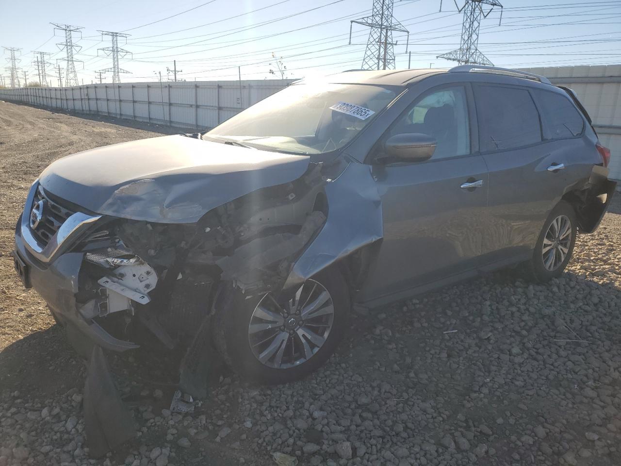 2020 Nissan Pathfinder Sv