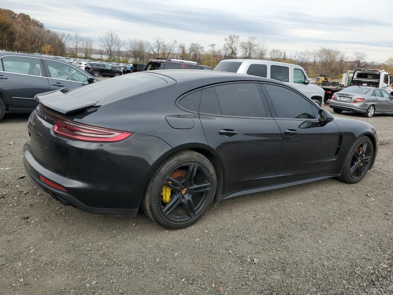 2018 Porsche Panamera 4S - Фото 3