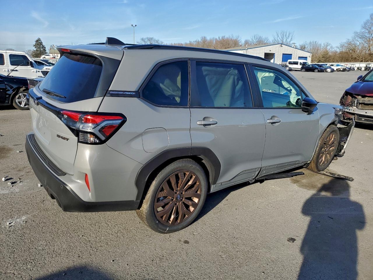 2025 Subaru Forester Sport - Фото 3