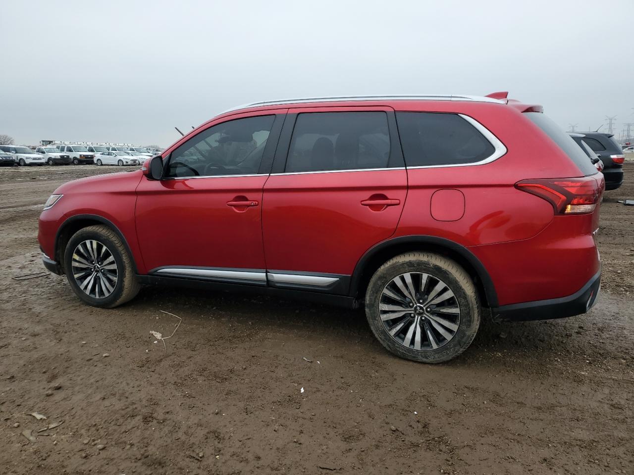 2020 Mitsubishi Outlander Se - Фото 2